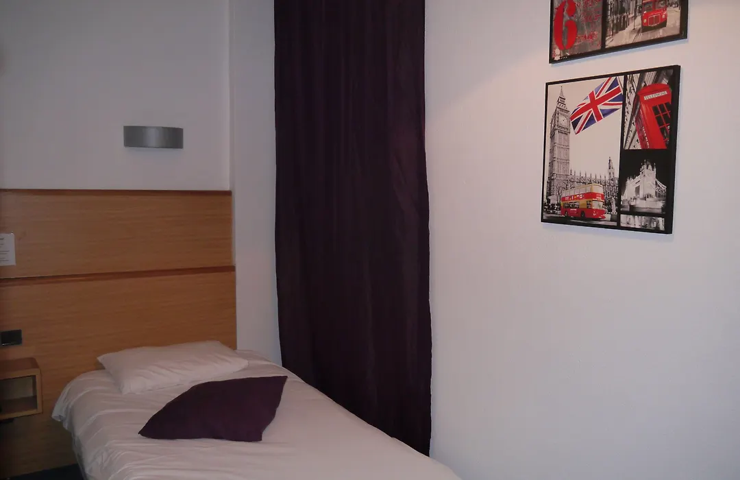 Hotel Des Ambassadeurs-1