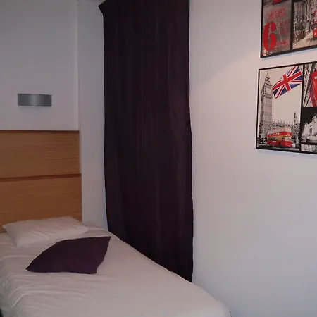 Hotel Des Ambassadeurs-3